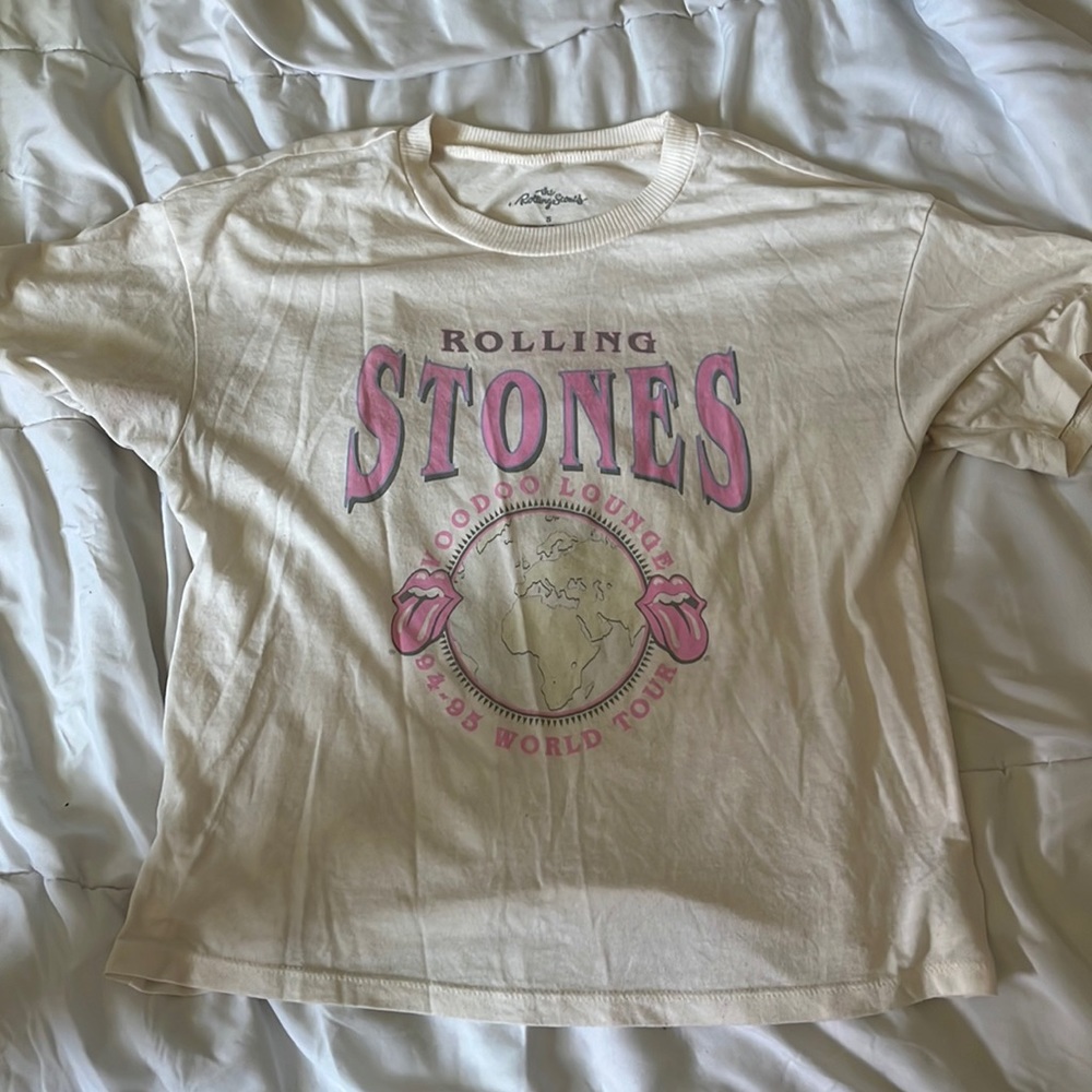graphic tee